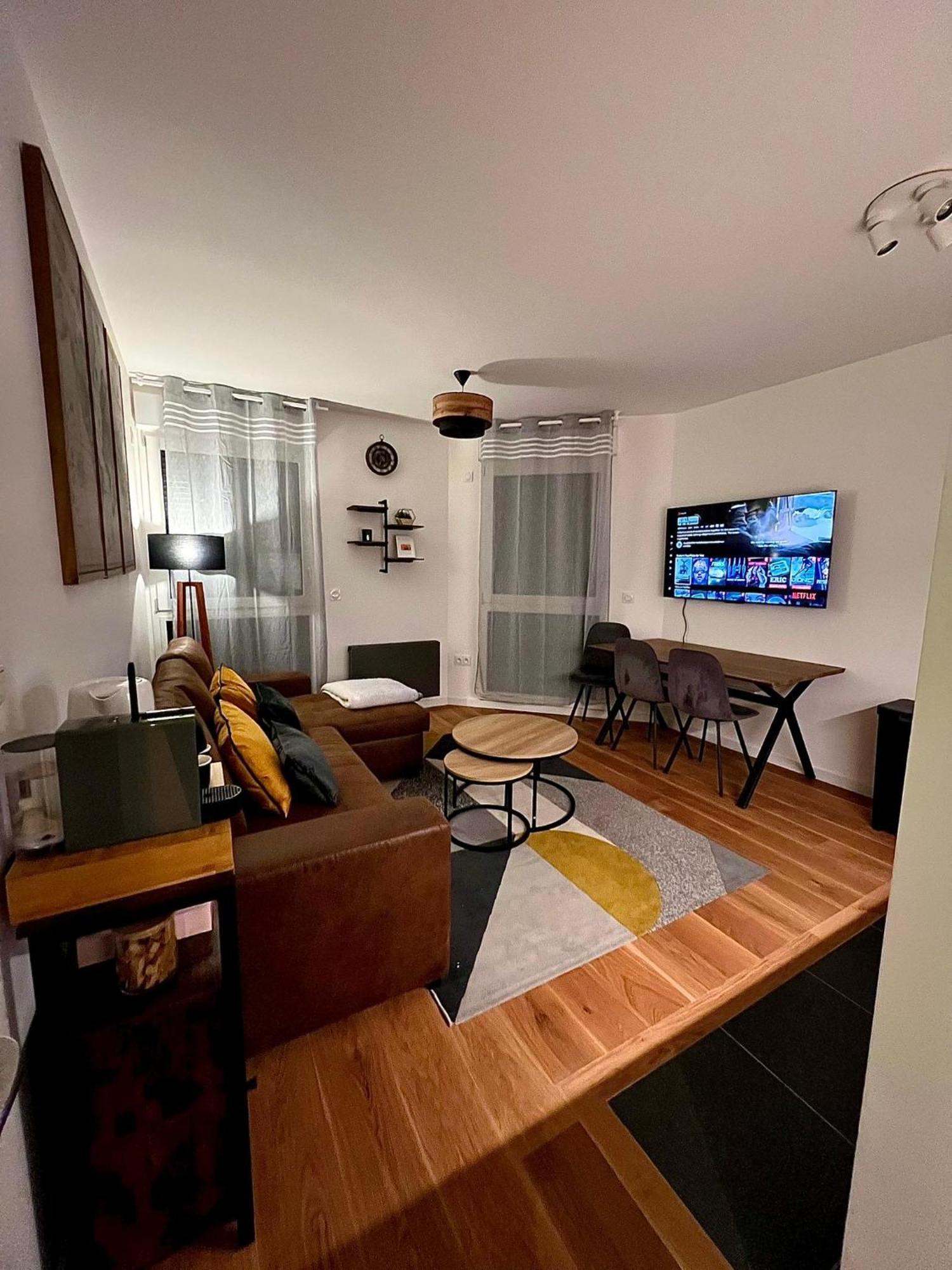 New & Serene 1-Bedroom Apart Near #Ladefenseparis #Parking&Fibre Suresnes Esterno foto