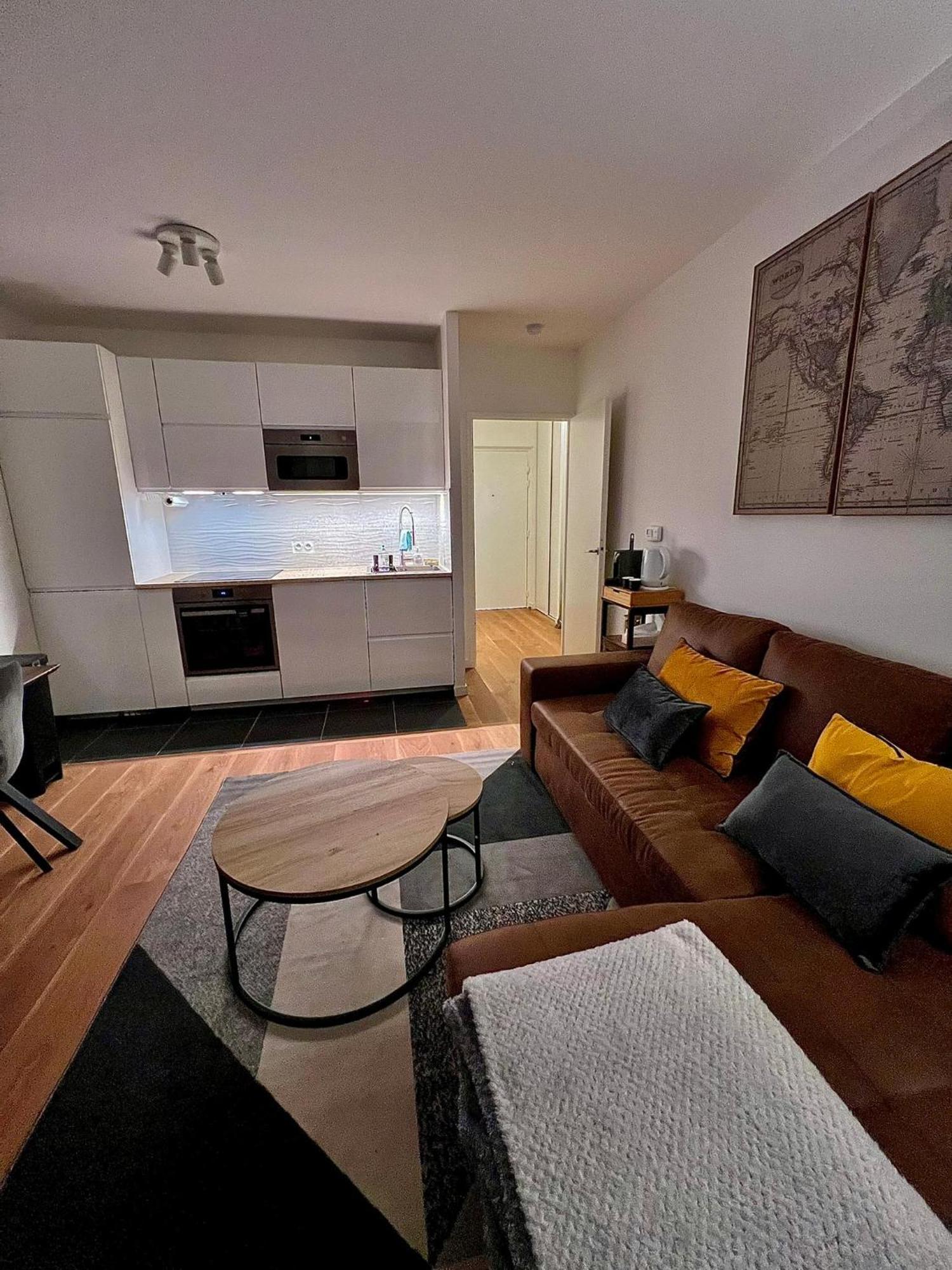 New & Serene 1-Bedroom Apart Near #Ladefenseparis #Parking&Fibre Suresnes Esterno foto
